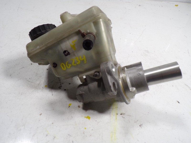 Recambio de bomba freno para renault laguna iii 2.0 dci diesel fap energy referencia OEM IAM 460110001R  