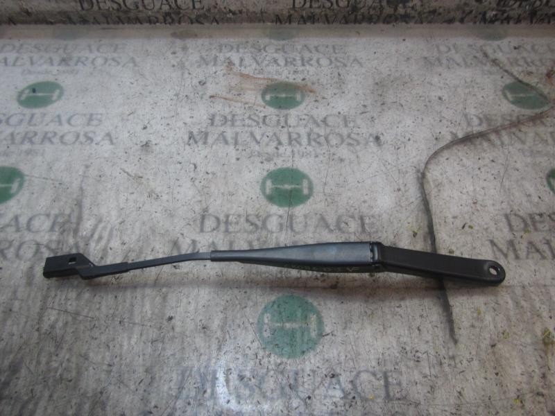 Recambio de brazo limpia delantero izquierdo para ford fiesta (cb1) titanium referencia OEM IAM   