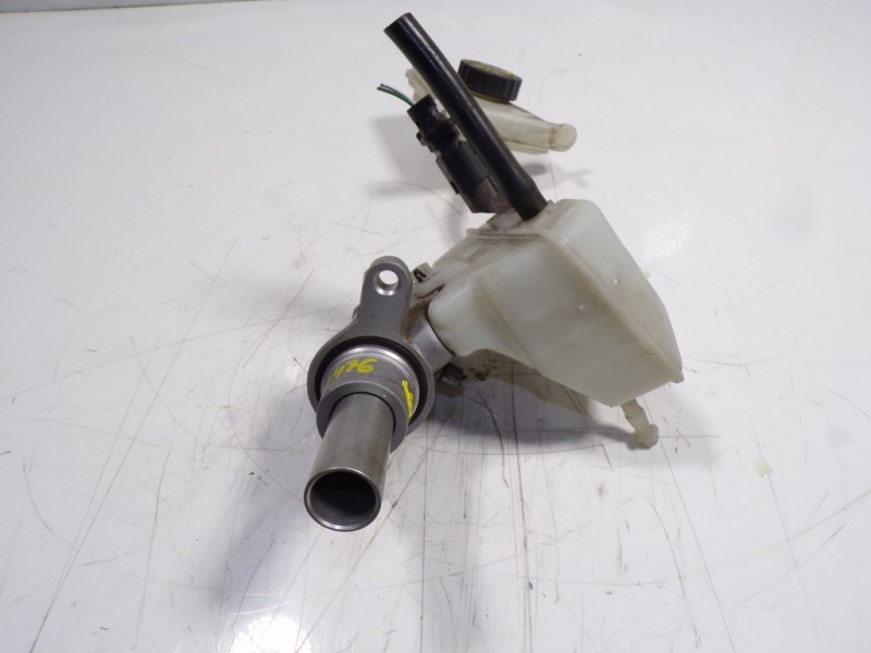 Recambio de bomba freno para peugeot 308 1.5 hdi referencia OEM IAM 1610017880 03350890841 03350890841