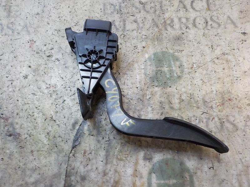 Recambio de potenciometro pedal para mazda 3 lim. (bl) 2.2 turbodiesel cat referencia OEM IAM CC3041600 03M100831A6 03M100831A6