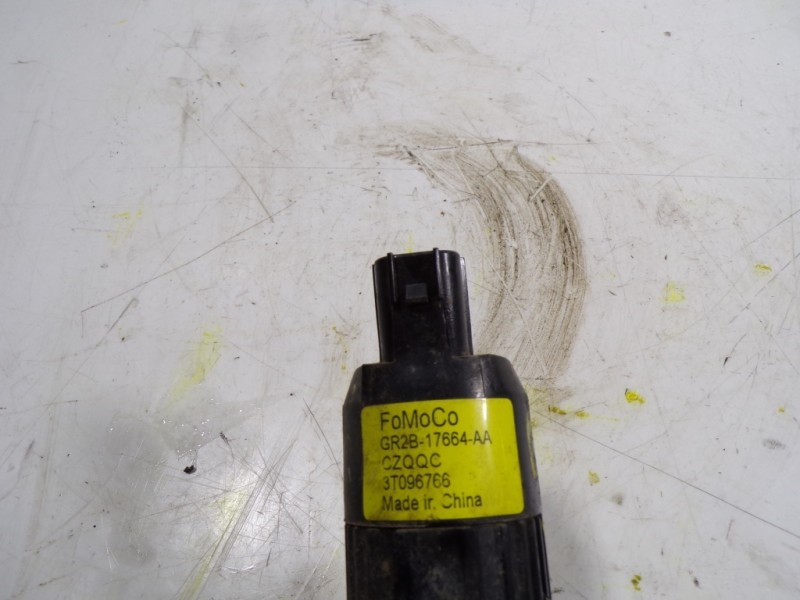 Recambio de bomba limpia para ford tourneo connect 1.5 tdci cat referencia OEM IAM 5504899 GR2B17664AA 