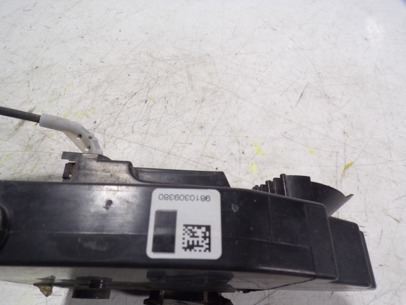 Recambio de cerradura puerta delantera derecha para peugeot 308 1.5 hdi referencia OEM IAM 9810309380 9810309380 