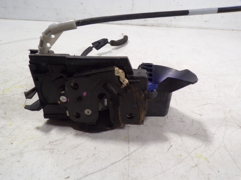 Recambio de cerradura puerta delantera izquierda para peugeot 308 1.5 hdi referencia OEM IAM 9810309480 9810309480 