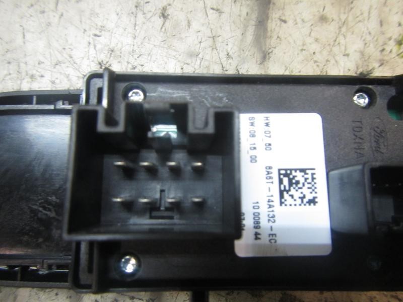 Recambio de mando elevalunas delantero izquierdo para ford fiesta (cb1) titanium referencia OEM IAM   