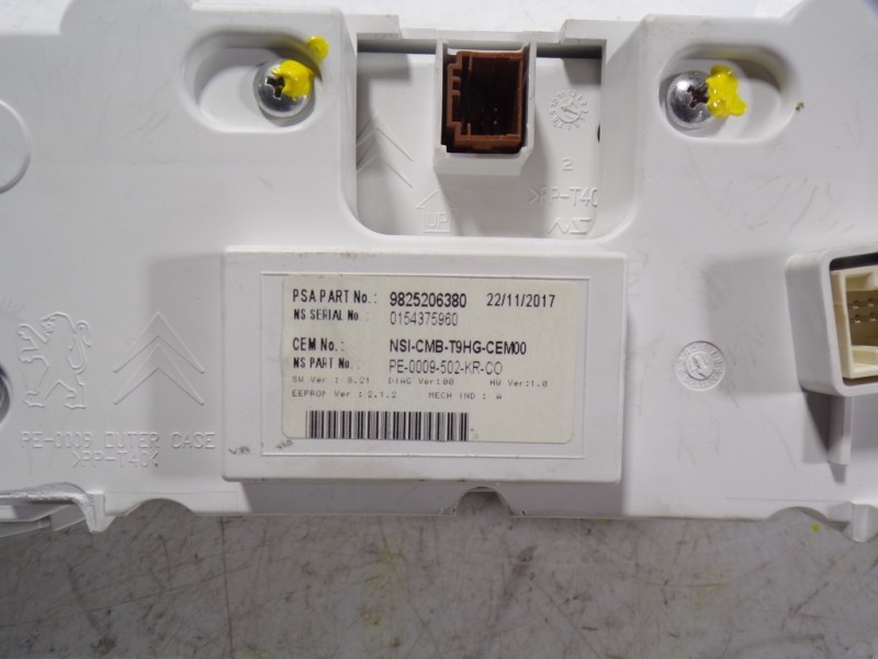 Recambio de cuadro instrumentos para peugeot 308 1.5 hdi referencia OEM IAM 1628928780 9825206380 0154375960