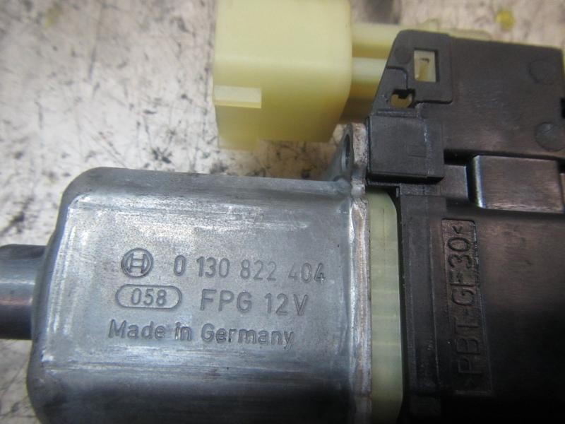 Recambio de motor elevalunas delantero izquierdo para ford fiesta (cb1) titanium referencia OEM IAM   