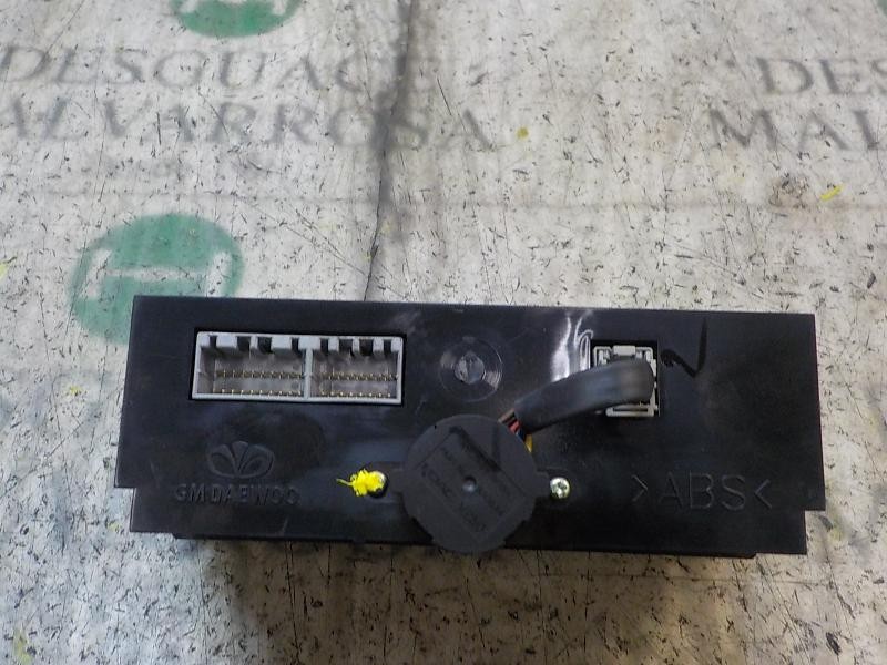 Recambio de mando calefaccion / aire acondicionado para chevrolet epica 2.0 diesel cat referencia OEM IAM 95967302 95967302 