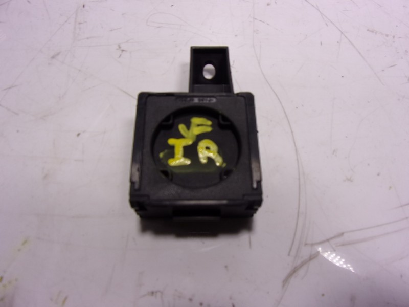 Recambio de modulo electronico para land rover new discovery l462 3.0 d referencia OEM IAM LR020114 K8D215607AC 