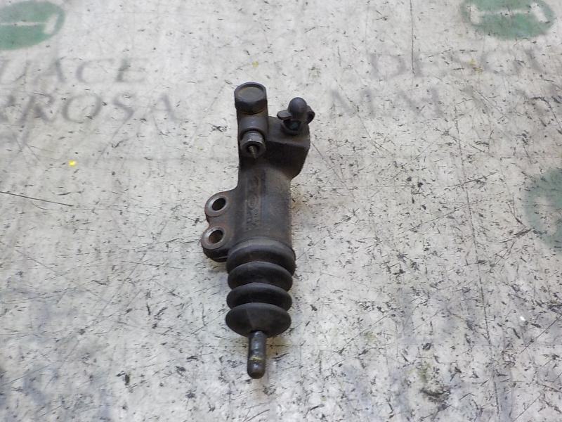 Recambio de bombin embrague para hyundai i30 1.4 cat referencia OEM IAM 4171023000  