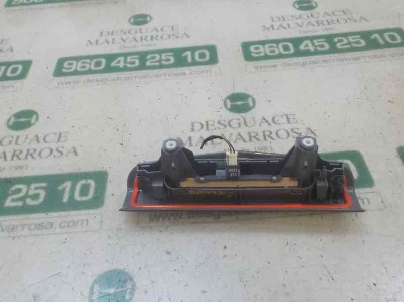 Recambio de piloto trasero central para opel corsa e 1.4 referencia OEM IAM   