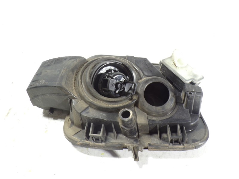 Recambio de tapa combustible para peugeot 308 1.5 hdi referencia OEM IAM 9817504180  