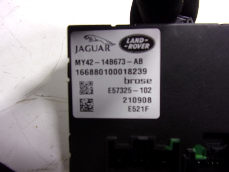 Recambio de modulo electronico para land rover new discovery l462 3.0 d referencia OEM IAM LR141839 MY4214B673AB 