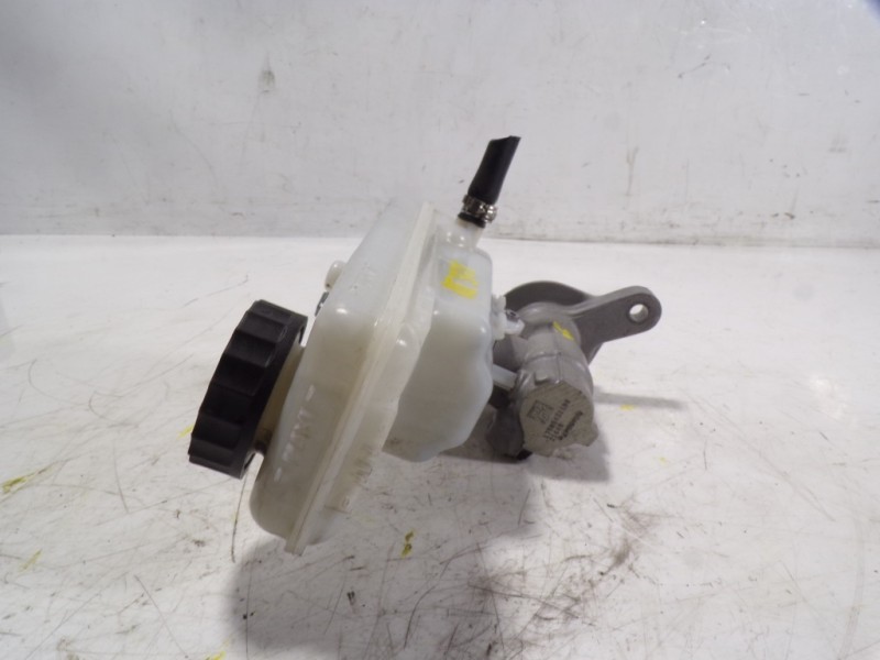 Recambio de bomba freno para renault kangoo 1.5 dci diesel fap referencia OEM IAM 460117576R  