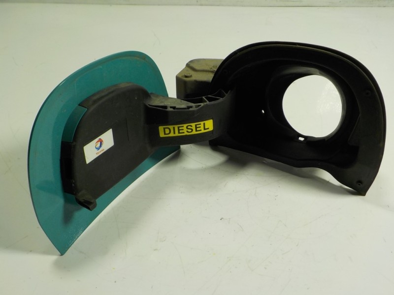 Recambio de tapa combustible para citroën c4 cactus 1.6 blue-hdi fap referencia OEM IAM 9801501380 9801501380 