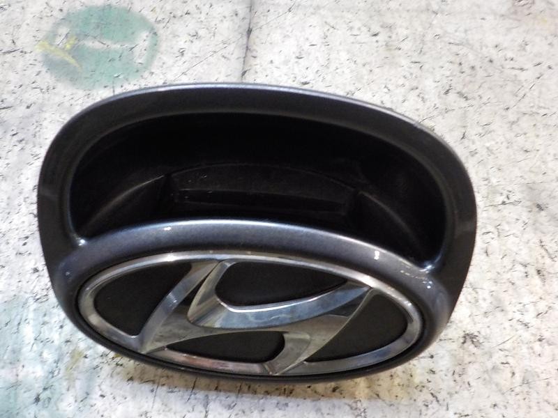 Recambio de maneta porton para hyundai i30 1.4 cat referencia OEM IAM 873702R000  