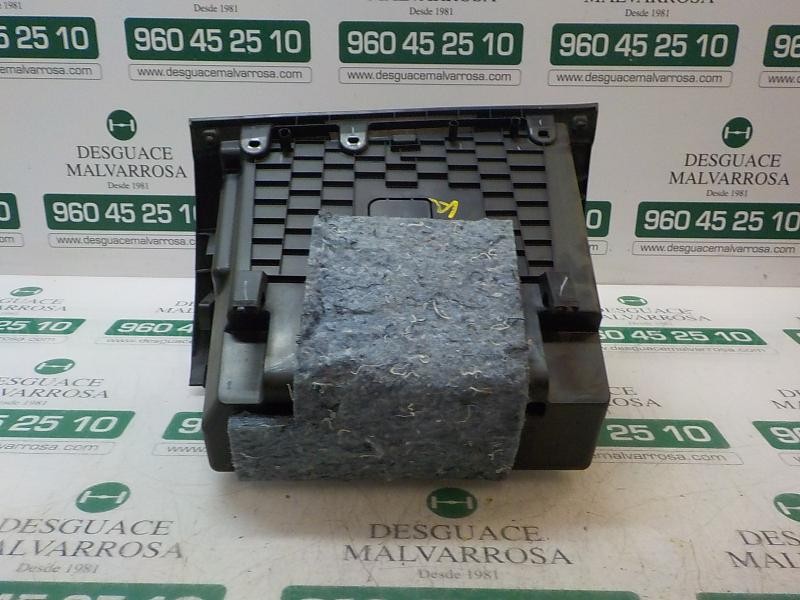 Recambio de guantera para tata vista 1.4 75cv referencia OEM IAM   