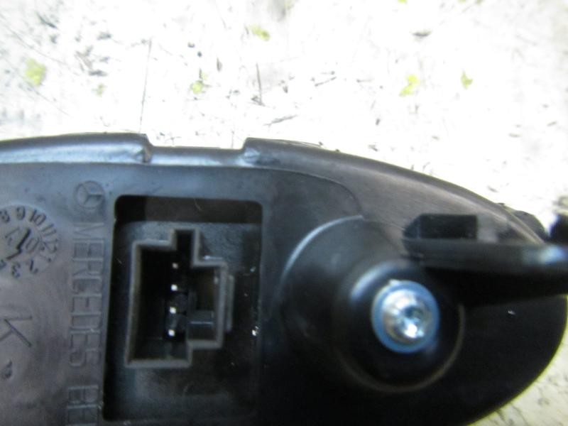 Recambio de mando elevalunas trasero derecho para mercedes-benz clase e (w211) berlina e 280 cdi (211.020) referencia OEM IAM A2