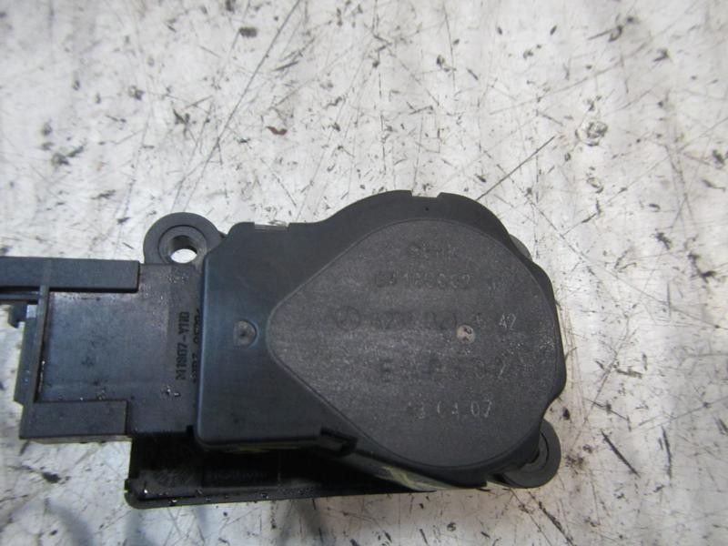 Recambio de motor apertura trampillas climatizador para mercedes-benz clase e (w211) berlina e 280 cdi (211.020) referencia OEM 