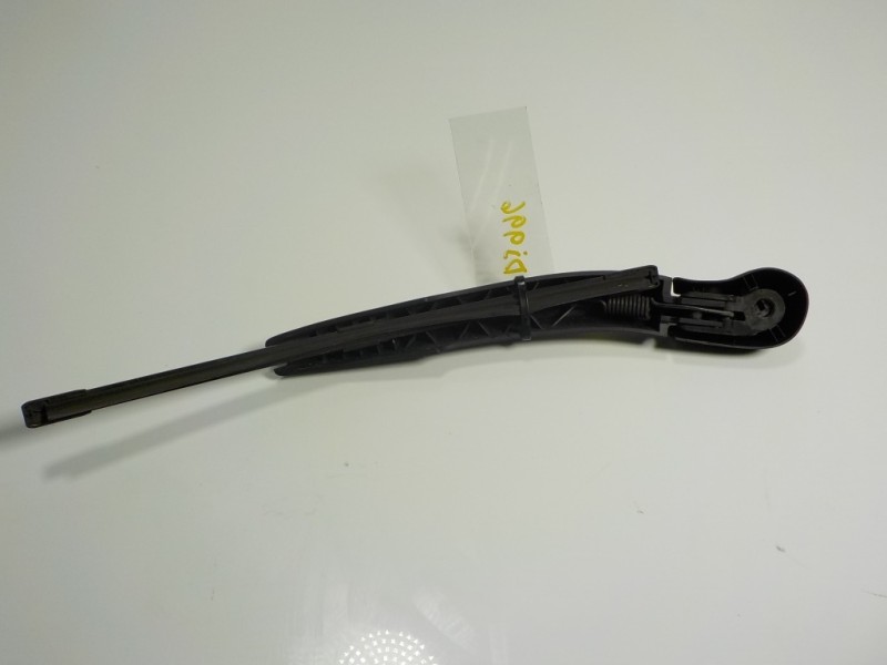 Recambio de brazo limpia trasero para bmw serie 3 touring (f31) 2.0 turbodiesel referencia OEM IAM 61627312792  