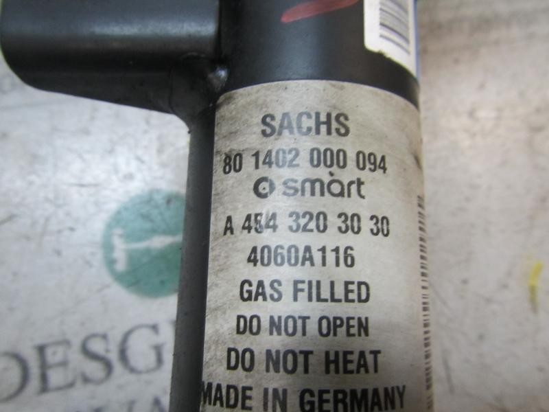 Recambio de amortiguador delantero derecho para smart forfour 1.5 cdi cat referencia OEM IAM   
