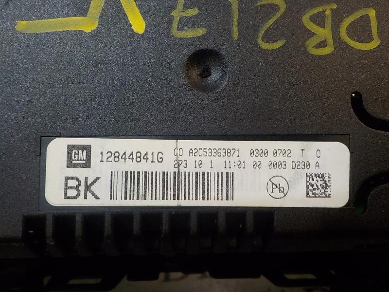 Recambio de pantalla multifuncion para opel insignia berlina sport referencia OEM IAM 13223792 12844841 