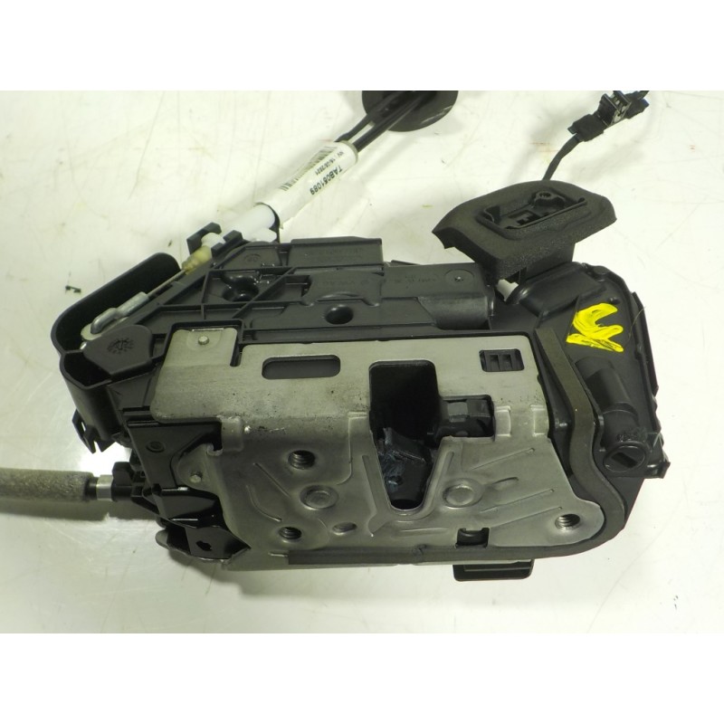 Recambio de cerradura puerta delantera derecha para seat leon sportstourer (kl8) 2.0 tdi referencia OEM IAM 5TB837016D 5TB837016