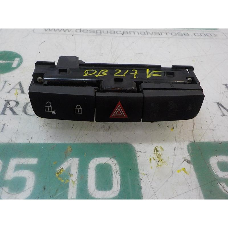 Recambio de warning para opel insignia berlina sport referencia OEM IAM 13324594 13324594 