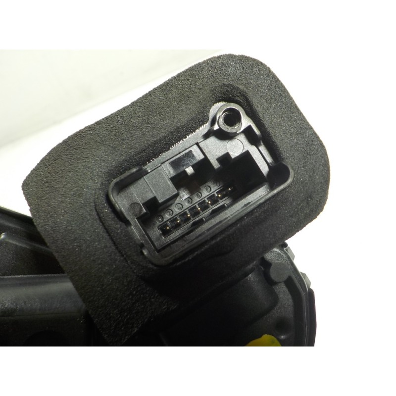 Recambio de cerradura puerta delantera derecha para seat leon sportstourer (kl8) 2.0 tdi referencia OEM IAM 5TB837016D 5TB837016