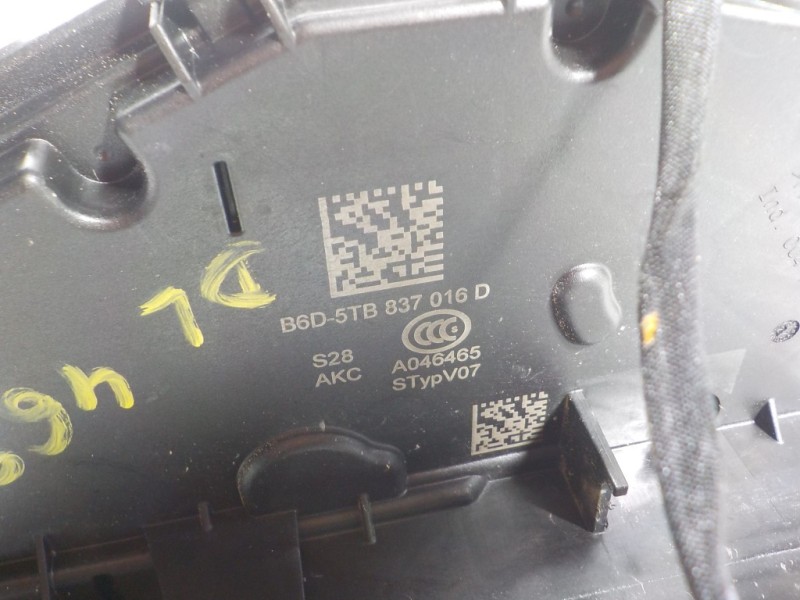 Recambio de cerradura puerta delantera derecha para seat leon sportstourer (kl8) 2.0 tdi referencia OEM IAM 5TB837016D 5TB837016