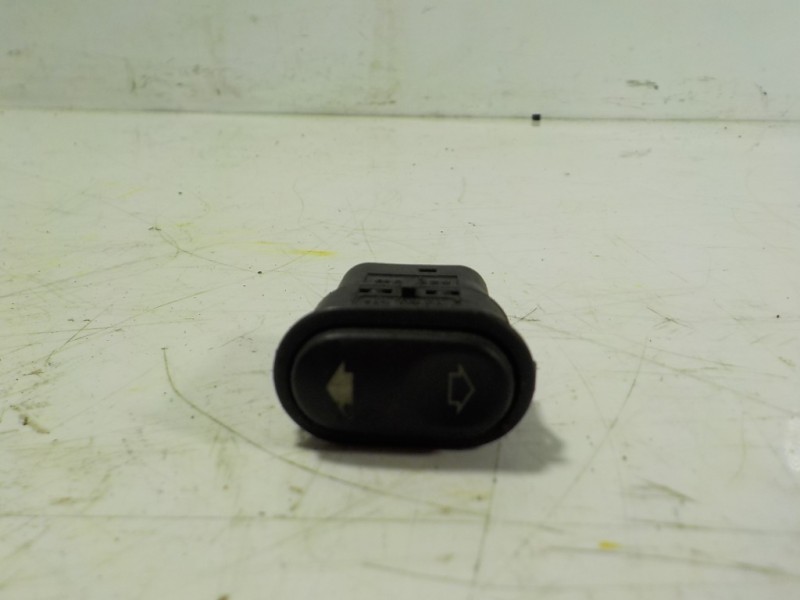 Recambio de mando elevalunas delantero derecho para ford ka (ccq) 1.3 cat referencia OEM IAM   