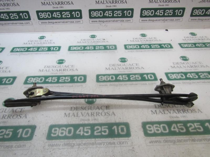 Recambio de articulacion limpia delantero para kia carnival ii 2.9 cdri ex referencia OEM IAM   