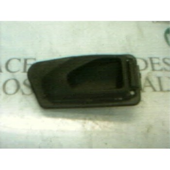 MANETA INTERIOR DELANTERA IZQUIERDA 