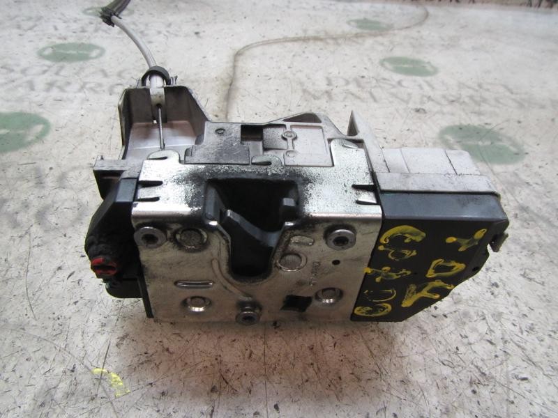 Recambio de cerradura puerta trasera derecha para peugeot 307 break/sw (s2) d-sign referencia OEM IAM 9137E4  