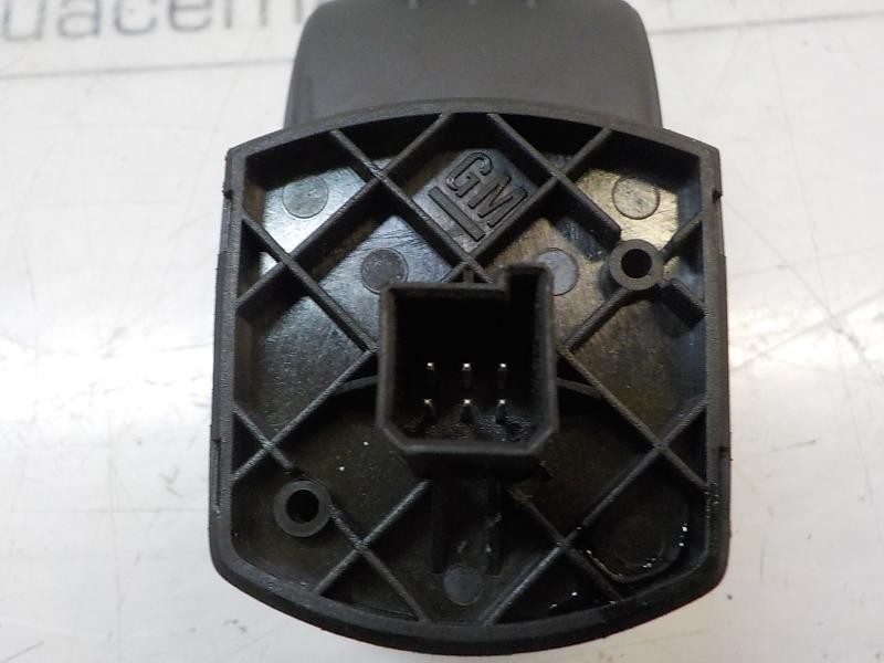 Recambio de mando elevalunas delantero derecho para opel corsa d selective referencia OEM IAM   