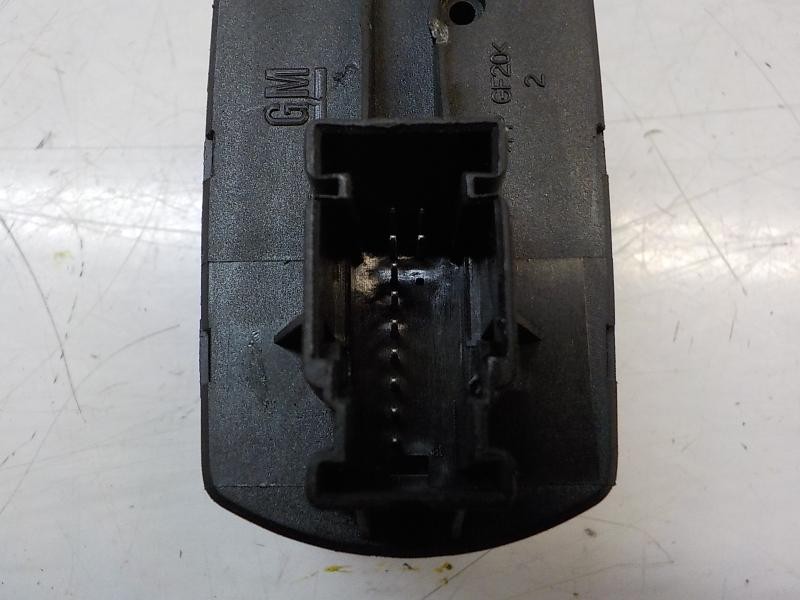 Recambio de mando elevalunas delantero izquierdo para opel corsa d selective referencia OEM IAM   