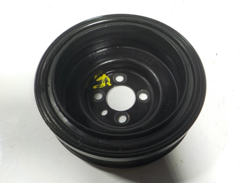 Recambio de polea cigueñal para skoda rapid 1.6 tdi dpf referencia OEM IAM 038105243M  