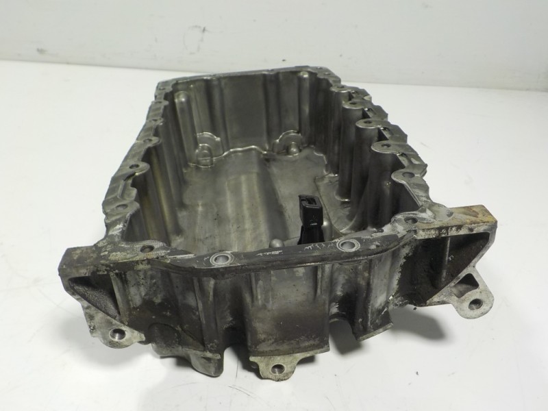 Recambio de carter para skoda rapid 1.6 tdi dpf referencia OEM IAM 03G103603AD 03G103603 