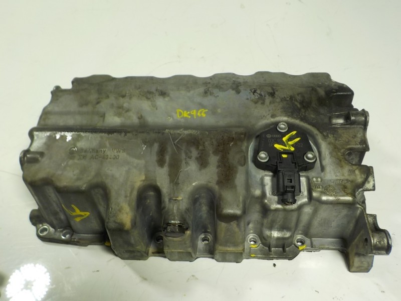 Recambio de carter para skoda rapid 1.6 tdi dpf referencia OEM IAM 03G103603AD 03G103603 