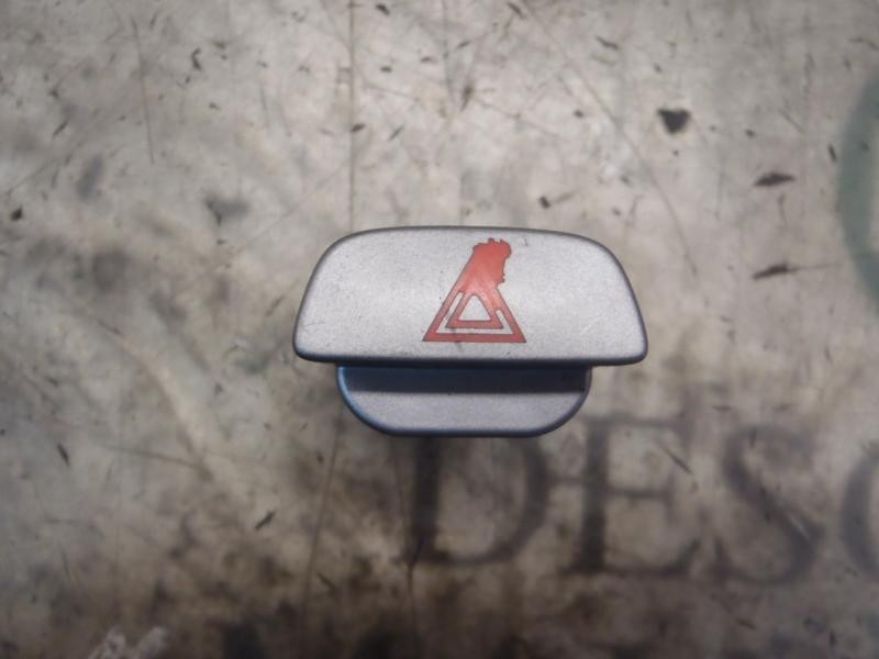 Recambio de warning para ford focus lim. (cb4) business referencia OEM IAM 1556970 8M5T13A350 