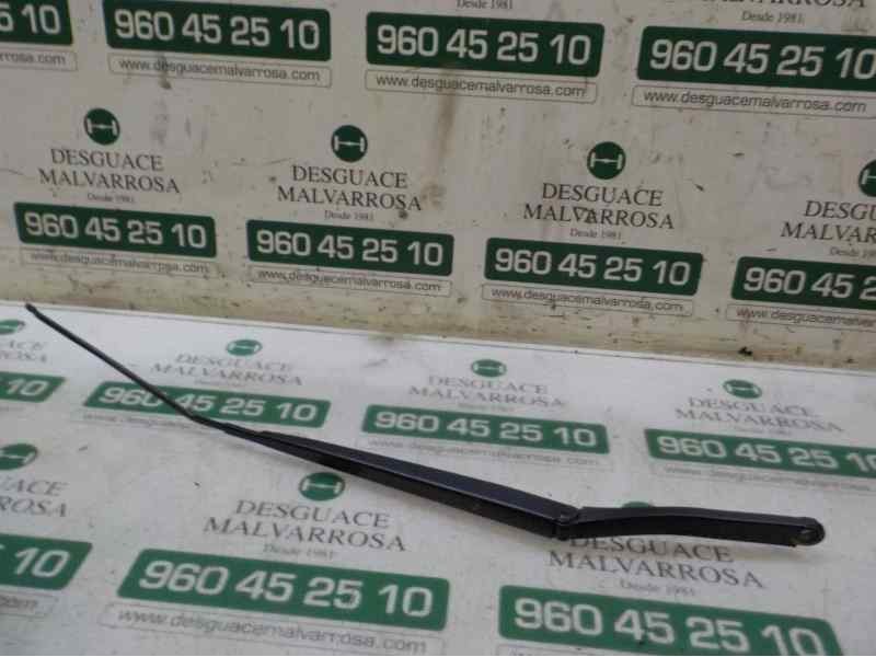 Recambio de brazo limpia delantero derecho para renault clio iv zen referencia OEM IAM   