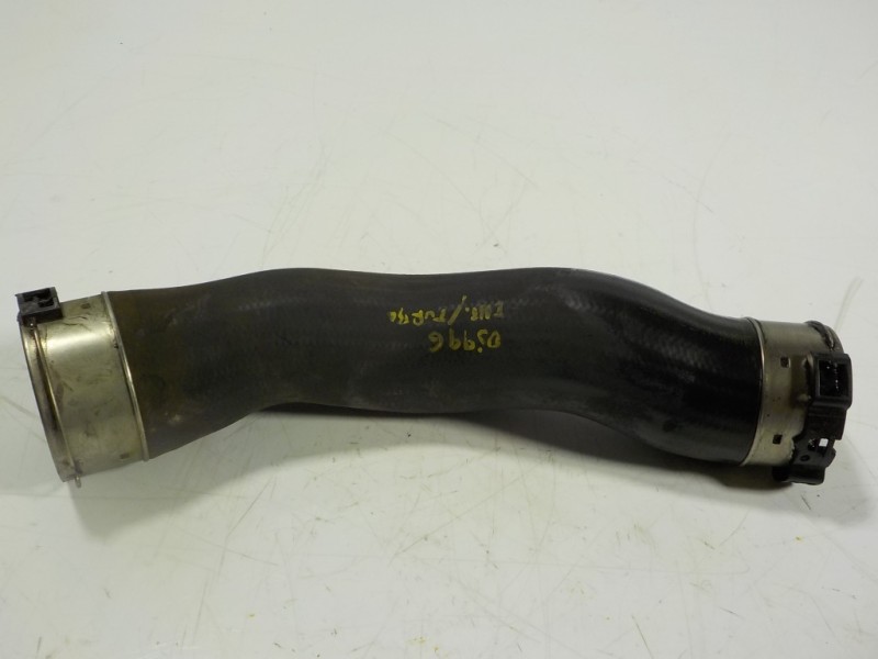 Recambio de tubo intercooler para bmw serie 3 touring (f31) 2.0 turbodiesel referencia OEM IAM 11618583389 521108A 