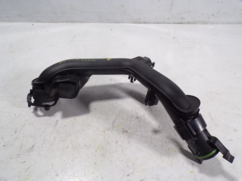 Recambio de tubo intercooler para audi a1 sportback (gba) 1.0 tfsi referencia OEM IAM 04C145673C  