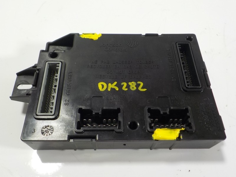 Recambio de modulo electronico para renault captur 1.2 tce energy referencia OEM IAM 284B14456R 284B14456R 28540271
