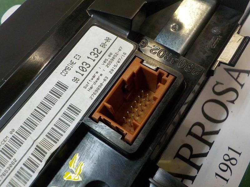 Recambio de cuadro instrumentos para citroën c4 cactus business referencia OEM IAM 9813854080  