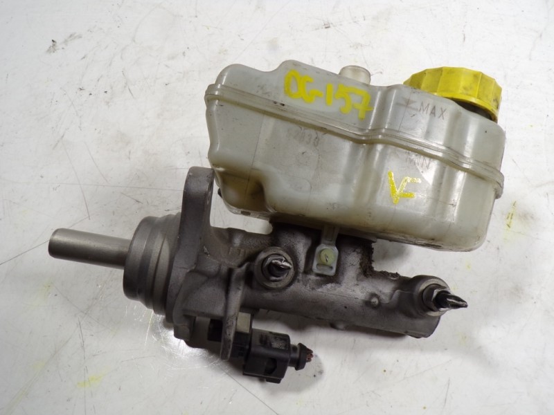 Recambio de bomba freno para audi a1 (8x) 1.6 tdi referencia OEM IAM 6R1611019D  