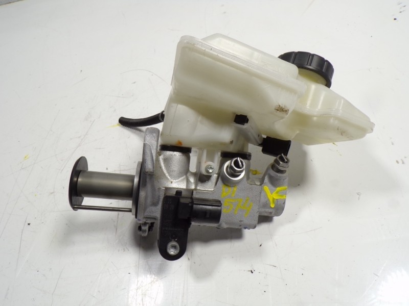 Recambio de bomba freno para volkswagen polo 1.0 tsi referencia OEM IAM 2Q1614019REP 2Q1611301A 32872124