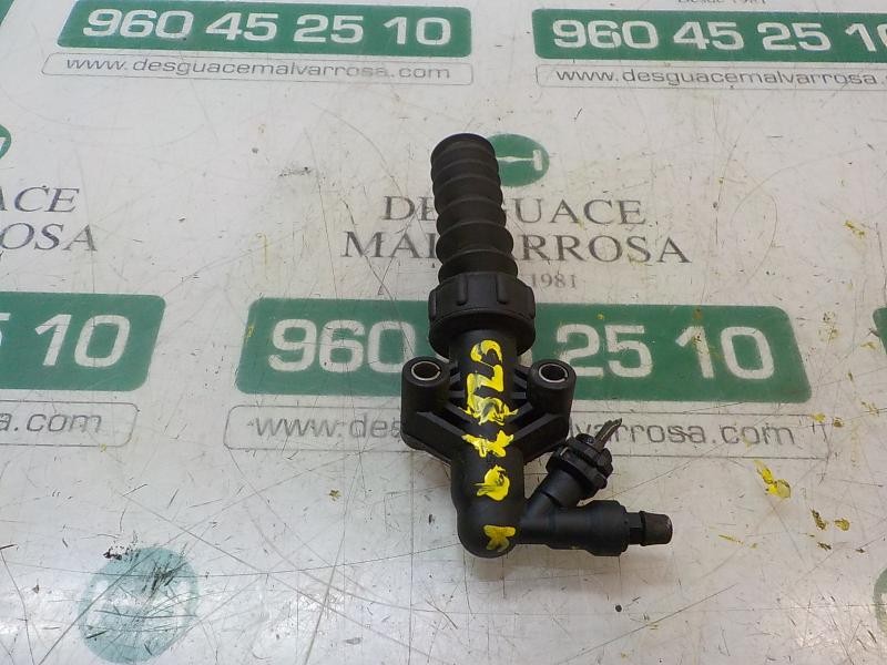 Recambio de bombin embrague para citroën c4 berlina 1.4 16v referencia OEM IAM   