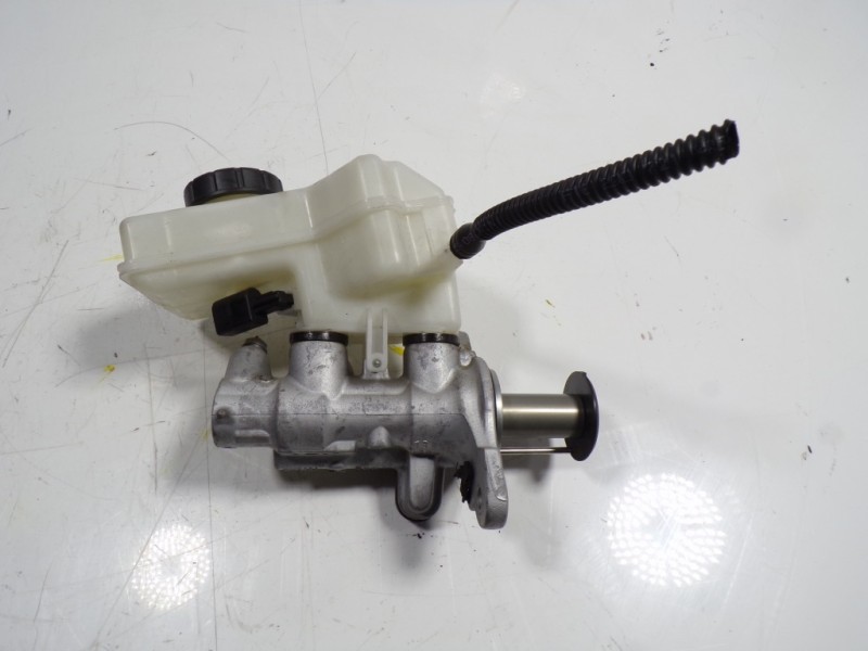 Recambio de bomba freno para volkswagen polo 1.0 tsi referencia OEM IAM 2Q1614019REP 2Q1611301A 32872124