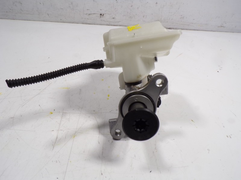 Recambio de bomba freno para volkswagen polo 1.0 tsi referencia OEM IAM 2Q1614019REP 2Q1611301A 32872124