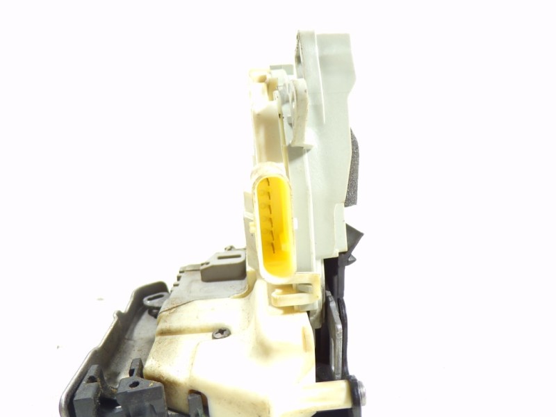 Recambio de cerradura puerta delantera derecha para audi a1 (8x) 1.6 tdi referencia OEM IAM 8J1837016C 8J1837016C 